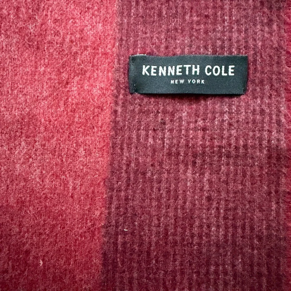 Kenneth Cole kenneth cole